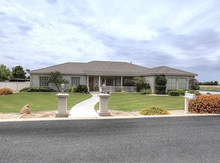 8547 E Waterford Cir, Mesa, AZ 85212