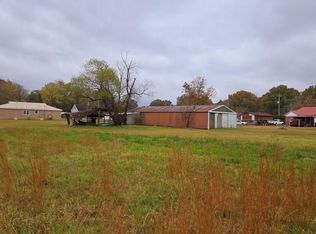 1105 Highway 77, Paris, TN 38242