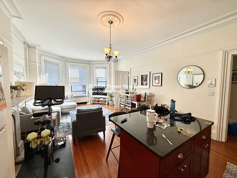 177 Marlborough St #6 — Photo 3