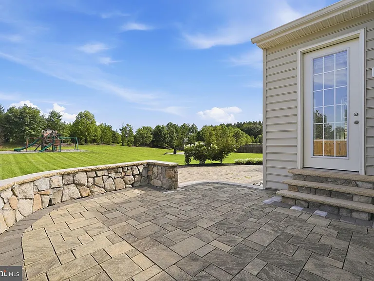 42222 Cameron Parish Dr — Photo 51