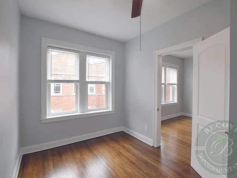 6100-6118 N Winthrop — Photo 30