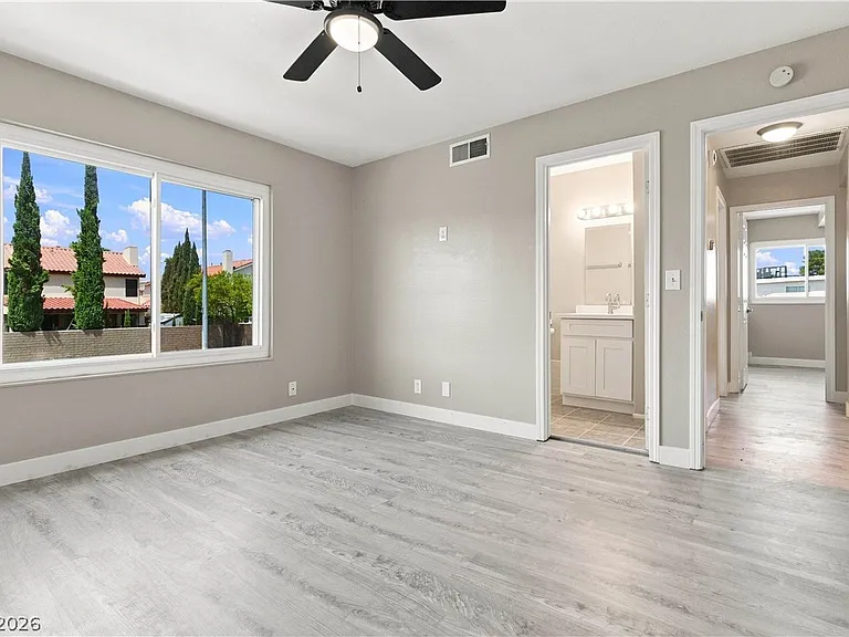 4815 Castle Rock Ct — Photo 30