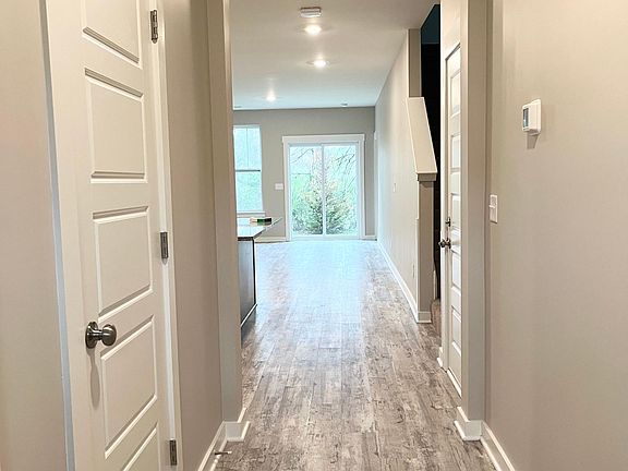 2nd image of 4238 Aragorn Way