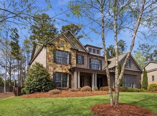 2732 Oak Glen Manor Rd, Decatur, GA 30033