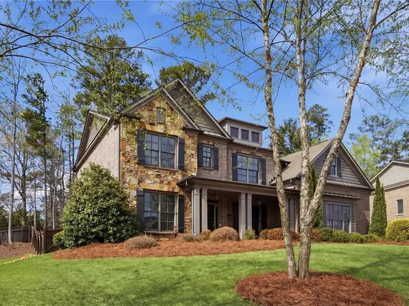 2732 Oak Glen Manor Rd, Decatur, GA 30033