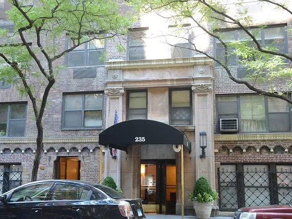 235 East 73rd Street image 7 of 9
