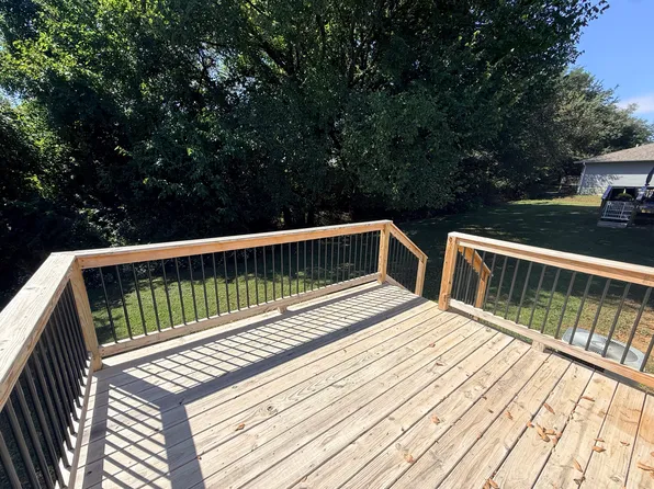 2 bed, 1.0 bath, $900, 408 Larkin Ct #408, Warrensburg, MO 64093