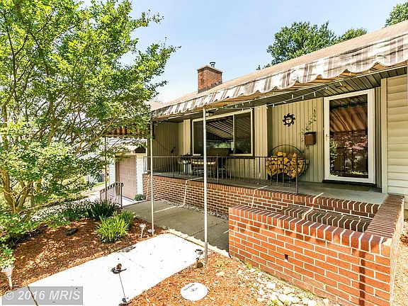 2nd image of 214 Coronet Dr