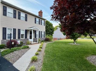 880 Lismore Blvd, York, PA 17402