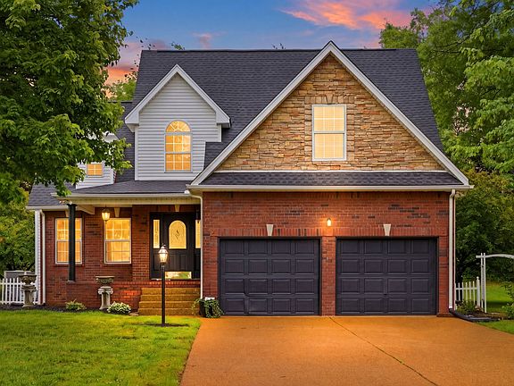 4th image of 128 Cody Ct