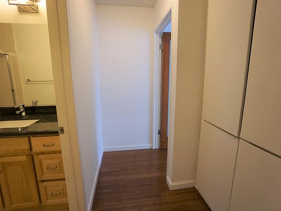 5th image of 7777 Hollywood Blvd APT 101