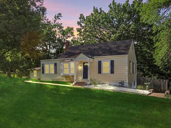 11501 E 35th St S, Independence, MO 64052