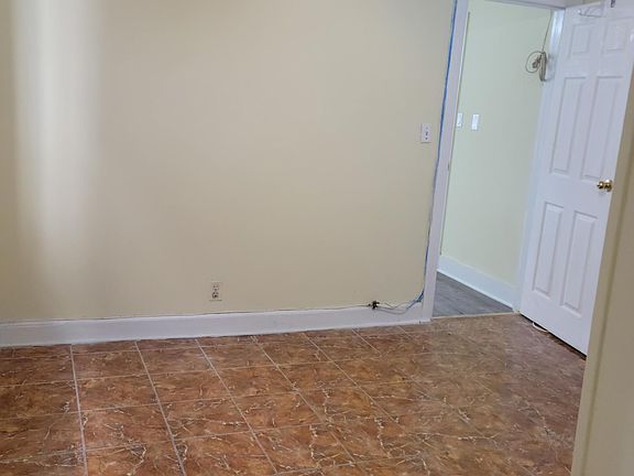5th image of 2311 Loring Pl #1