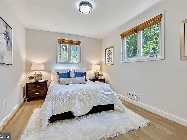 4400 Rosedale Ave — Photo 14