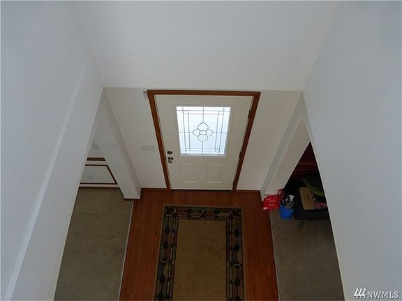 2nd image of 224 Allison Ave W