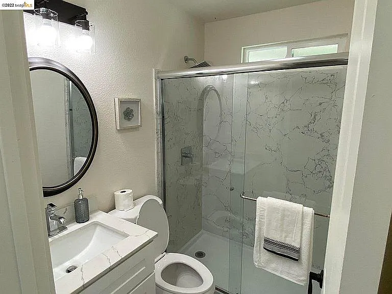 155 Taylor Blvd — Photo 12