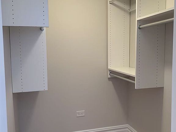4th image of 13317 Sanford Ave APT 2M