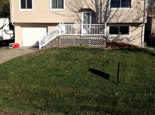 403 N 30th St, Ashland, NE 68003