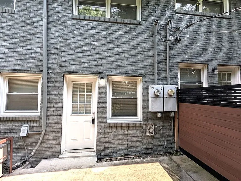 311 Skyland Ave #5 — Photo 11