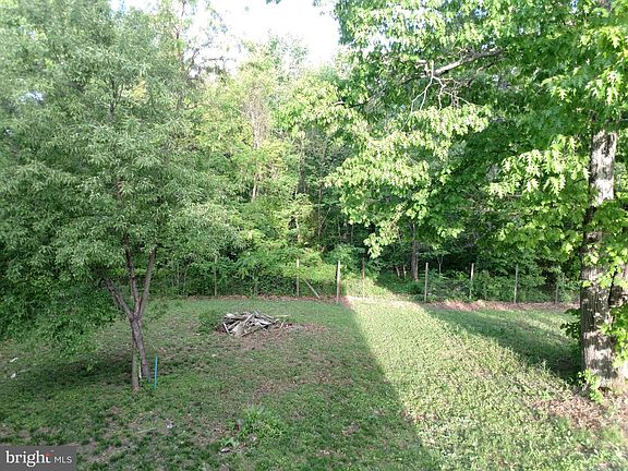 4th image of 920 Howellsville Heights Cir
