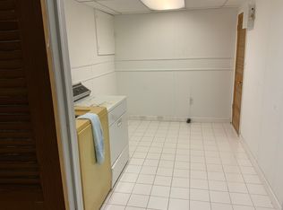9440 Spencer Rd, Brighton, MI 48114