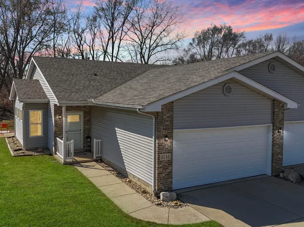 6744 Coffman Dr, Schererville, IN 46375