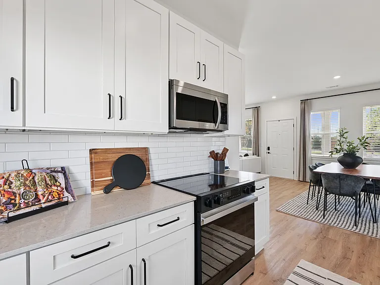 Hamlet Huntersville - Homes & Townhomes for Rent — Photo 5