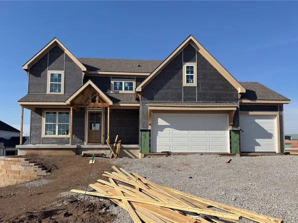 22076 W 99th Ter, Lenexa, KS 66220