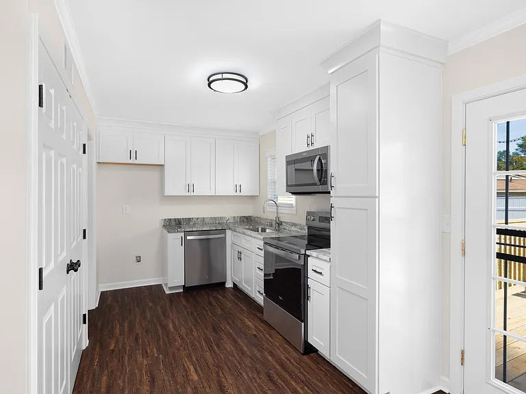 153 Seven Pines Dr — Photo 4
