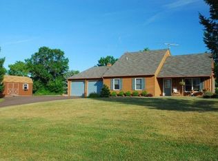 16 Gruver Rd, Pipersville, PA 18947