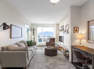 2242 Whatcom Rd #203, Abbotsford, BC V3G0G3