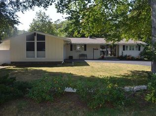 13 Old Cart Rd, South Hamilton, MA 01982