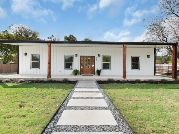 430 W South Street, Bertram, TX 78605