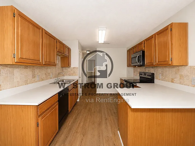 316 Crowe Dr — Photo 10