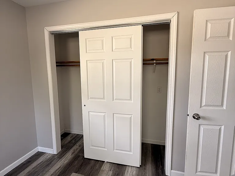 440 W Ray St — Photo 4