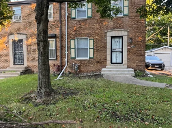 (undisclosed Address), Chicago, IL 60617