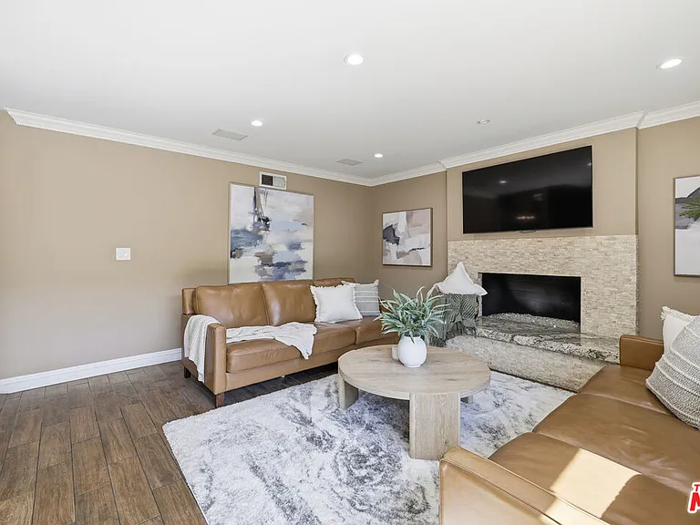 5507 Bluebell Ave — Photo 17