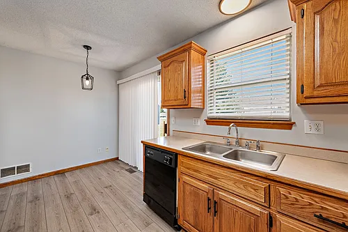 Floor plan 3BR 2B TH