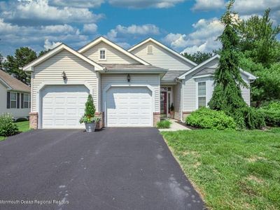 16 Winding River Ct, Lakewood, NJ, 08701
