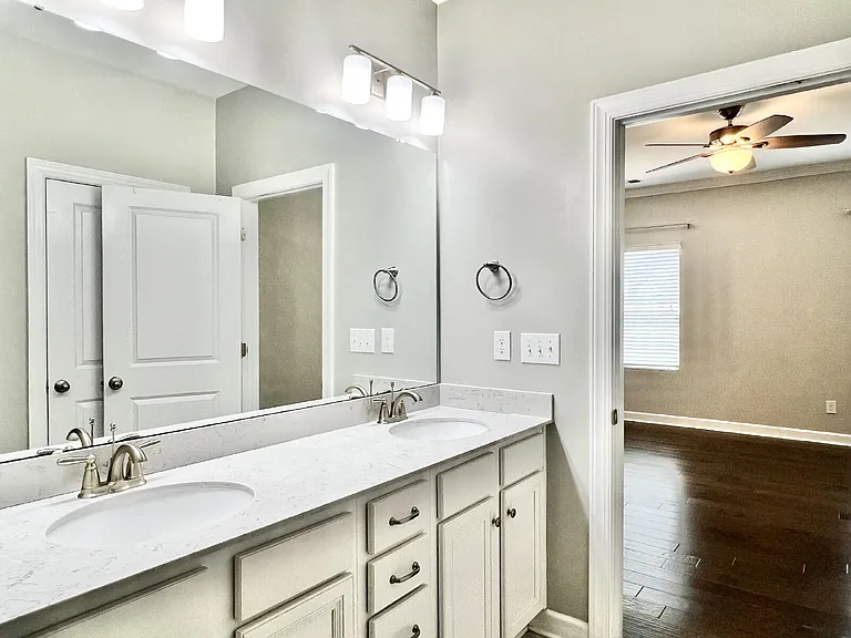 2108 Poplar Ridge Dr — Photo 20