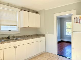 46-48 Friend St, Amesbury, MA 01913