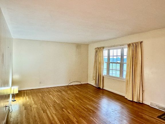 2nd image of 3684 Township Road 49