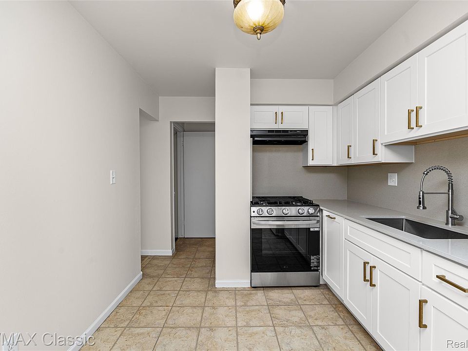 8733 George F Bunker Blvd #s, photo 23