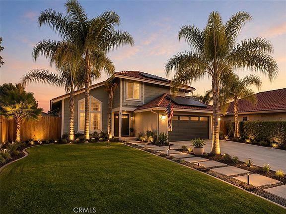 3rd image of 12696 Hackberry Ln