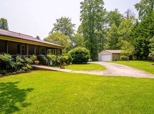 33 Pigeon Creek Rd, Blue Ridge, GA 30513