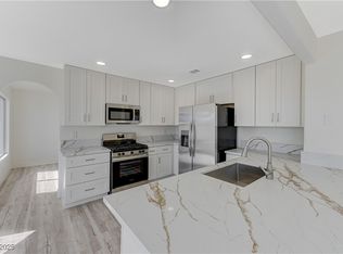 1901 Camino Carlos Rey, North Las Vegas, NV 89031