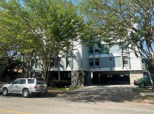 820 Salzedo St APT 202, Coral Gables, FL 33134