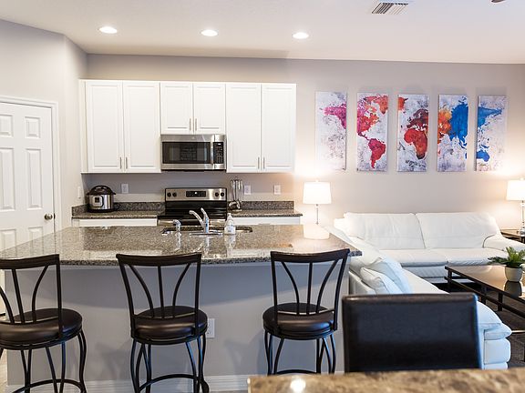 2nd image of 7012 Summer Holly Pl