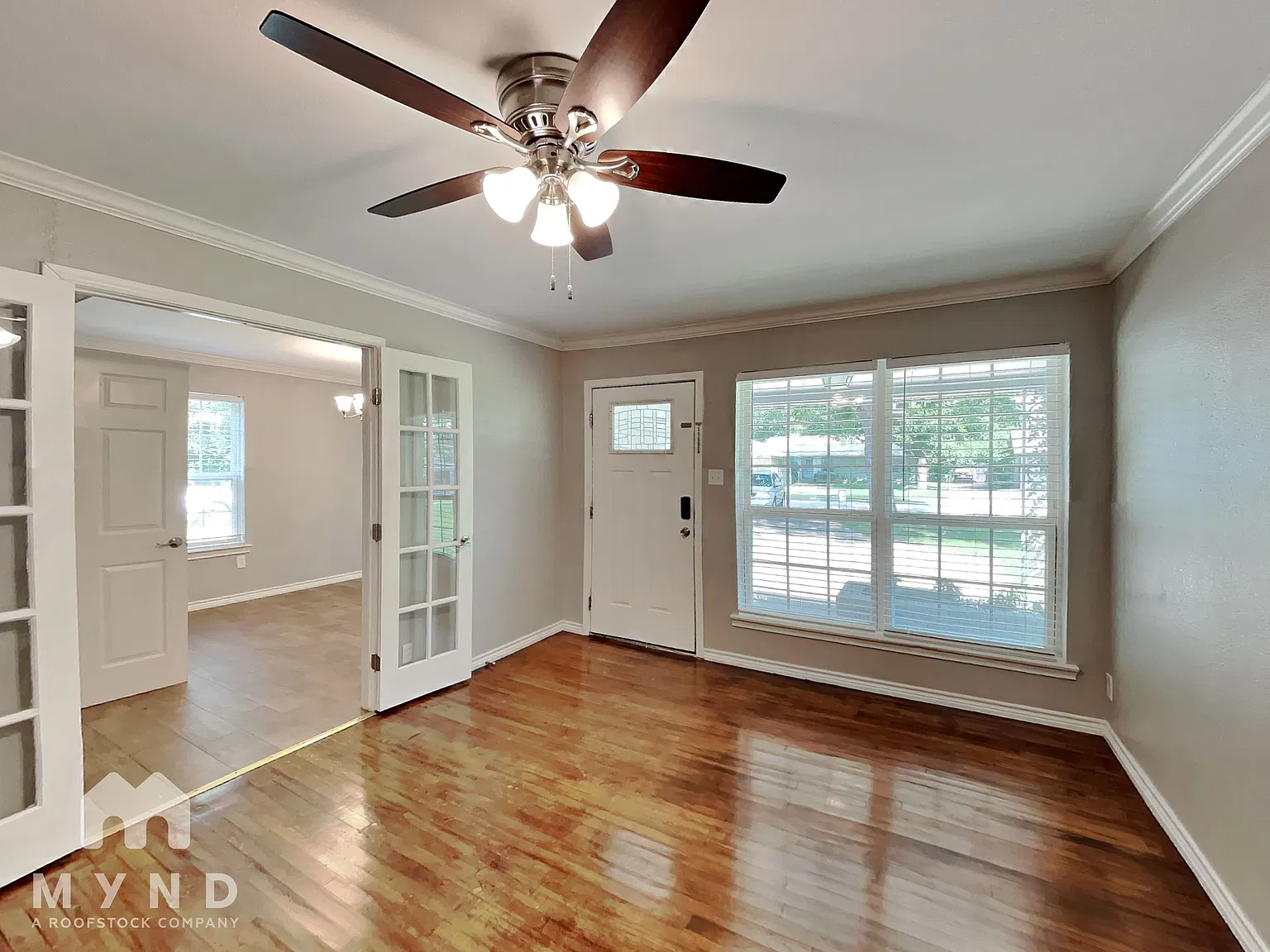 4 bed, 2.0 bath, 1538 sqft, $2,249 — Photo 3