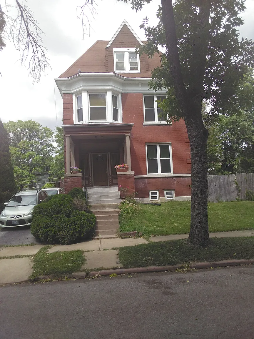 5223 Raymond Ave photo 1